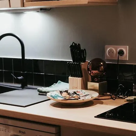 Loveroom En Centre Avec Jacuzzi - Notre Dame Clermont-Ferrand