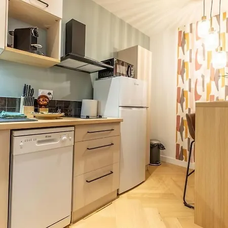 Loveroom En Centre Avec Jacuzzi - Notre Dame *