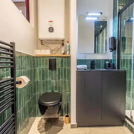 Loveroom En Centre Avec Jacuzzi - Notre Dame Apartamento