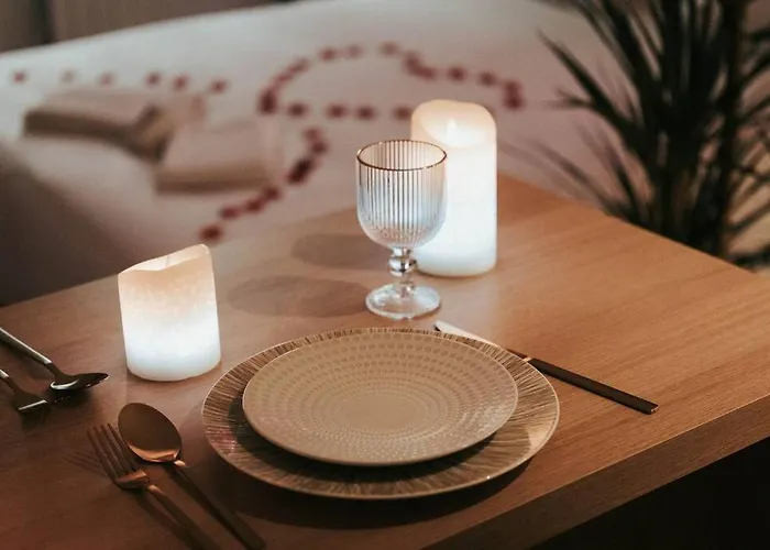 Loveroom En Centre Avec Jacuzzi - Notre Dame *